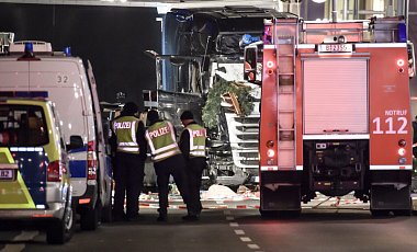 Теракт на ярмарке в Берлине: СМИ раскрыли новые подробности