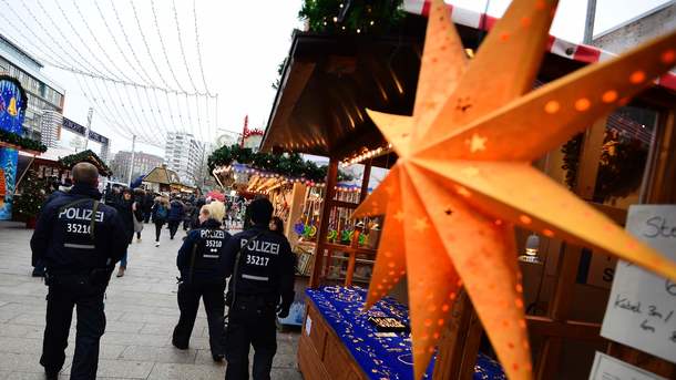 Германия выплатит компенсацию семье убитого во время теракта в Берлине украинца