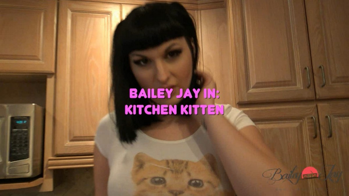 [TS-BaileyJay.com] Bailey Jay / Kitchen Kitten (28 Dec 2016) [2016 ., Shemale, Tranny, Solo, Posing, Masturbation, 720p, SiteRip]