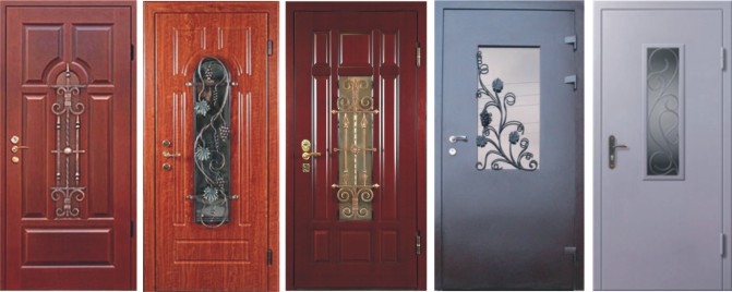 Входные двери со стеклом металлические дверные блоки для загородного дома, фото вариантов