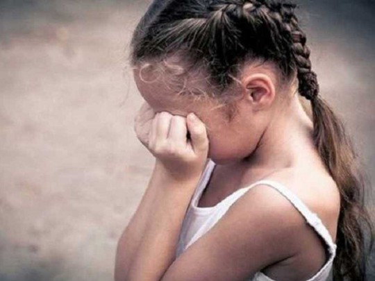 В Николаеве дядька девять лет развращал и насиловал свою дочь(видео)