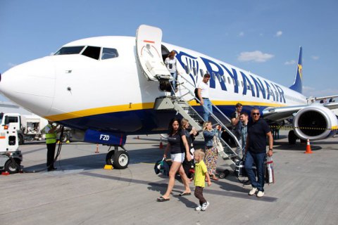 Ryanair более чем вдвое повысил численность течений и рейсов из Украины за год