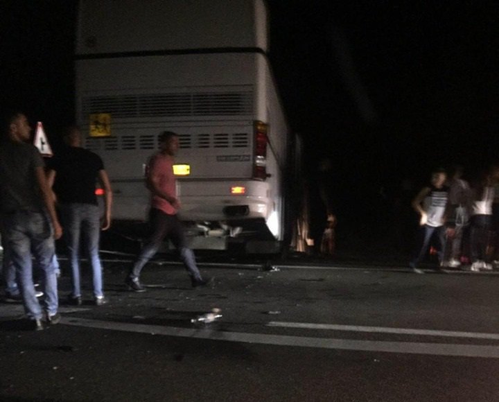 Туристический автобус с 49 ребятенками влетел в ДТП во Львовской области