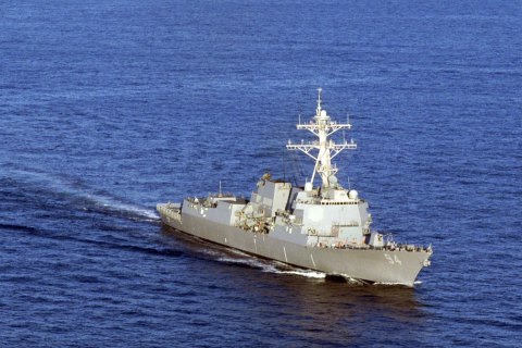 США выслали эсминец в Персидский залив
