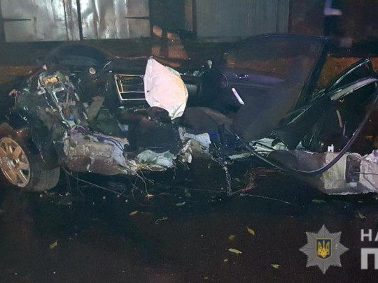 Авто задрало на части: 4 подростков погибли в ДТП в Чернигове(фото)
