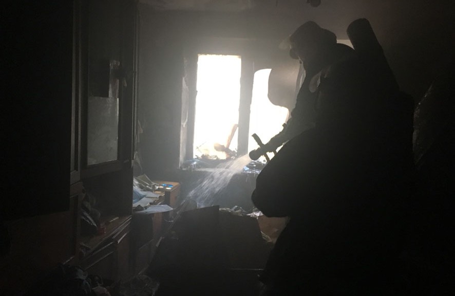 Вісті з Полтави - У Кременчуці в багатоповерхівці сталася пожежа — згоріла квартира